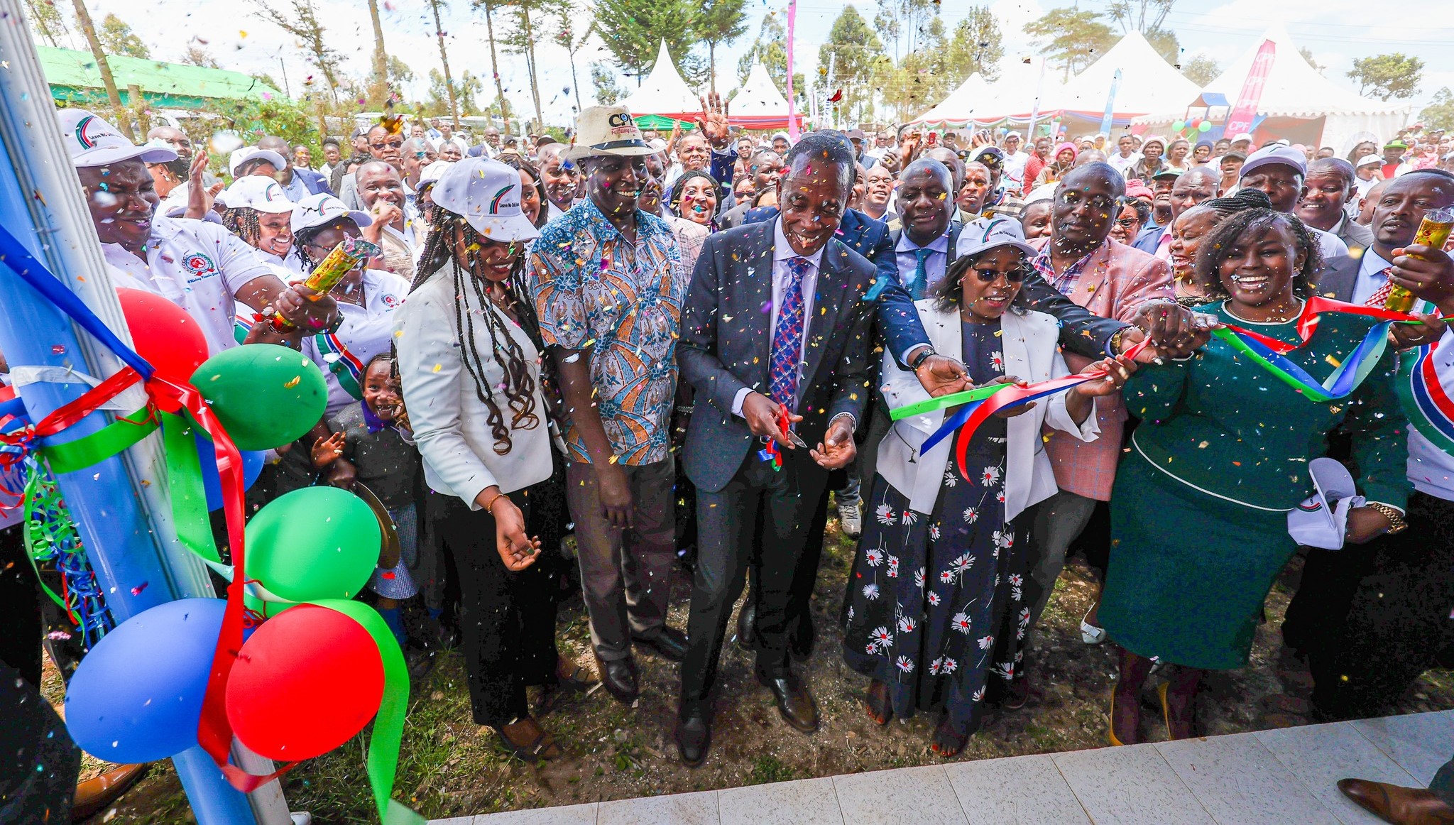 Governor Kimani Wamatangi launching the new ECDE Model centre at Gitiha, Githiga Ward in Githunguri.