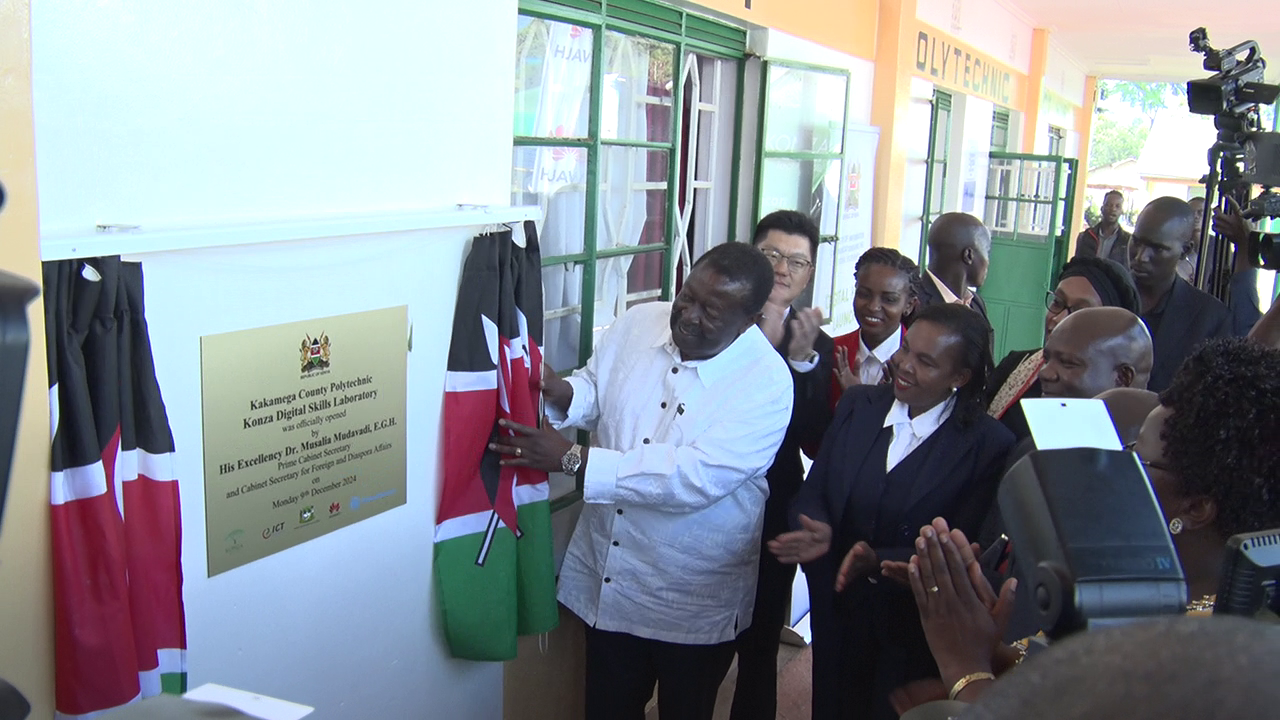  Prime Cabinet Secretary Musalia Mudavadi launches the  Kakamega Polytechnic Digital Hub. Photo/Moses Wekesa.