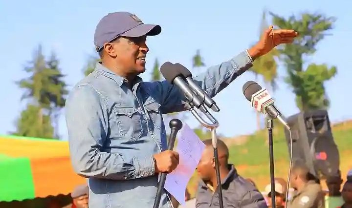  Narok Governor Patrick Ntutu speak to Olokruto  residents during a development tour