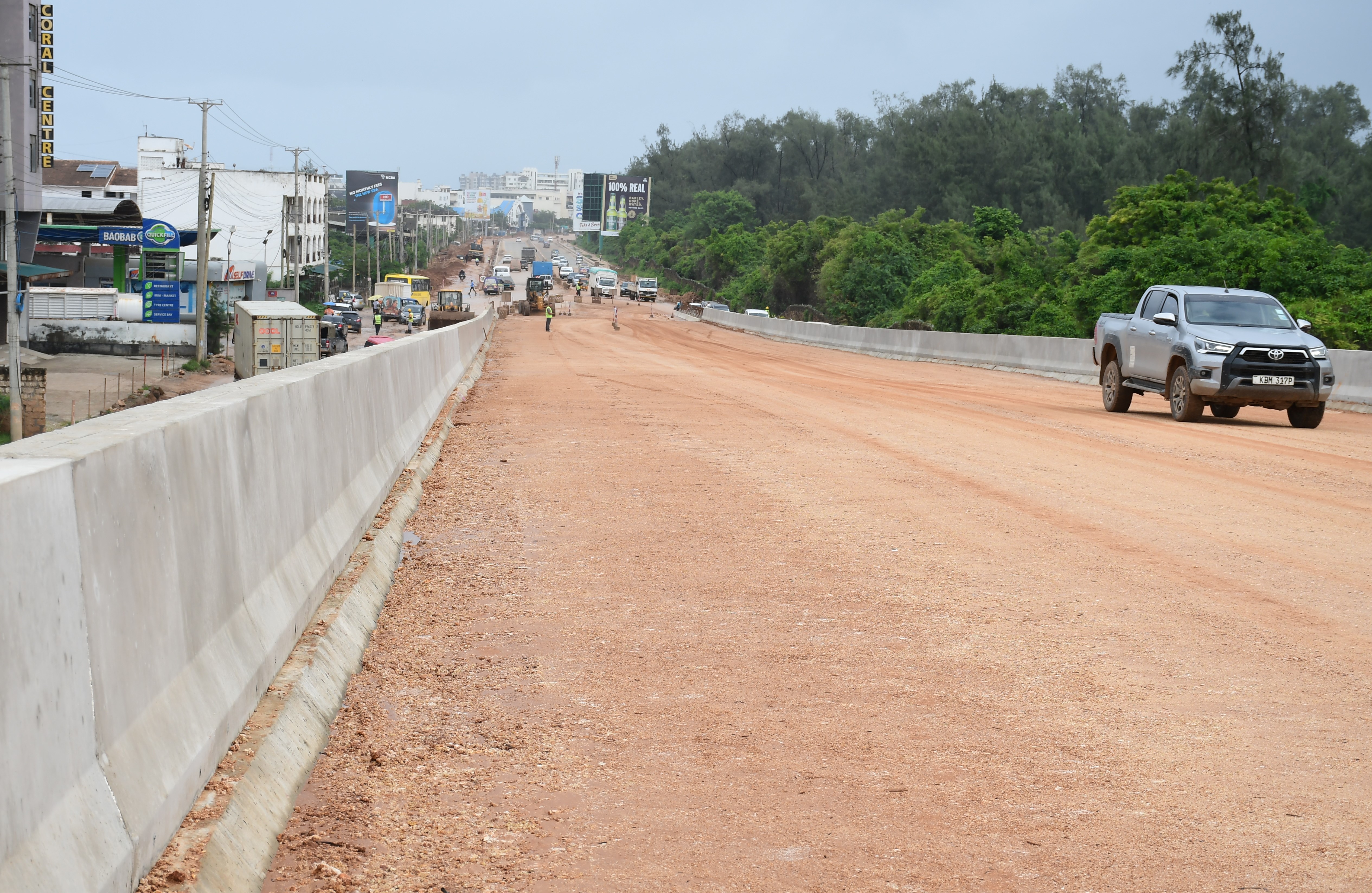 A general view of the Bamburi Mtambo interchange,  Mombasa-Malindi highway, under progressive construction.  PHOTO/ANDREW HINGA/KNA