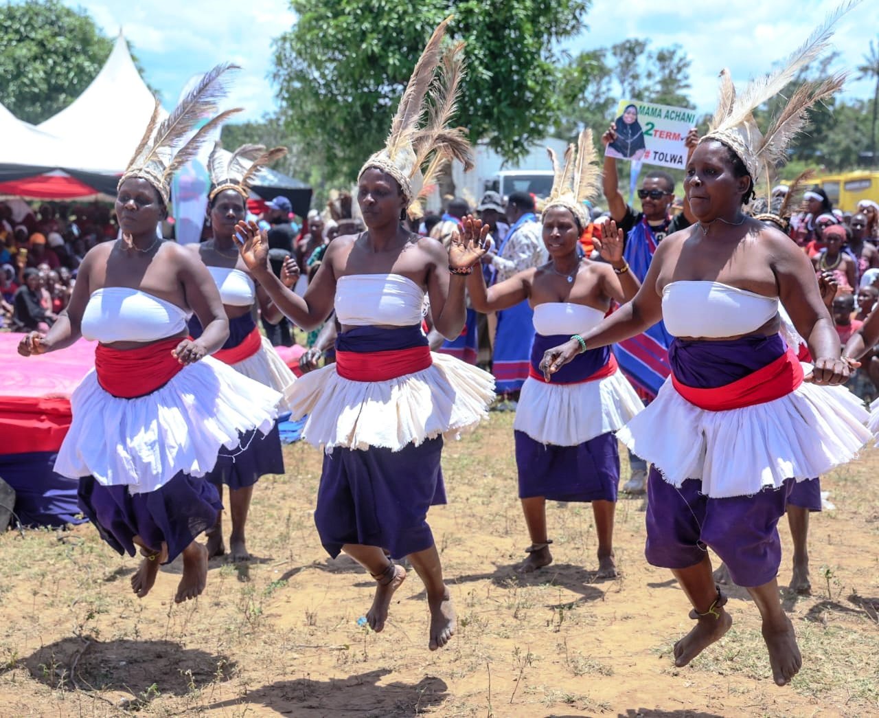  Dancers entertain crowds during public celebrations of the Chenda Chenda cultural festival held in Kinango sub county of Kwale.