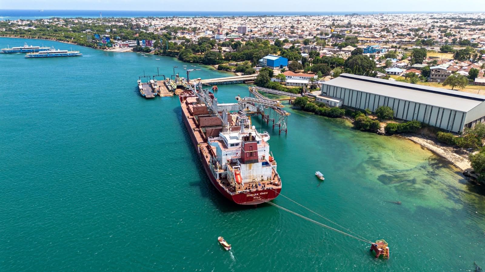 MV Devbulk Sinem, the 171st ship and the last bulk vessel to call Base Titanium as it leaves the port Facility, transporting 4,200 metric tons of Rutile to the U.S.