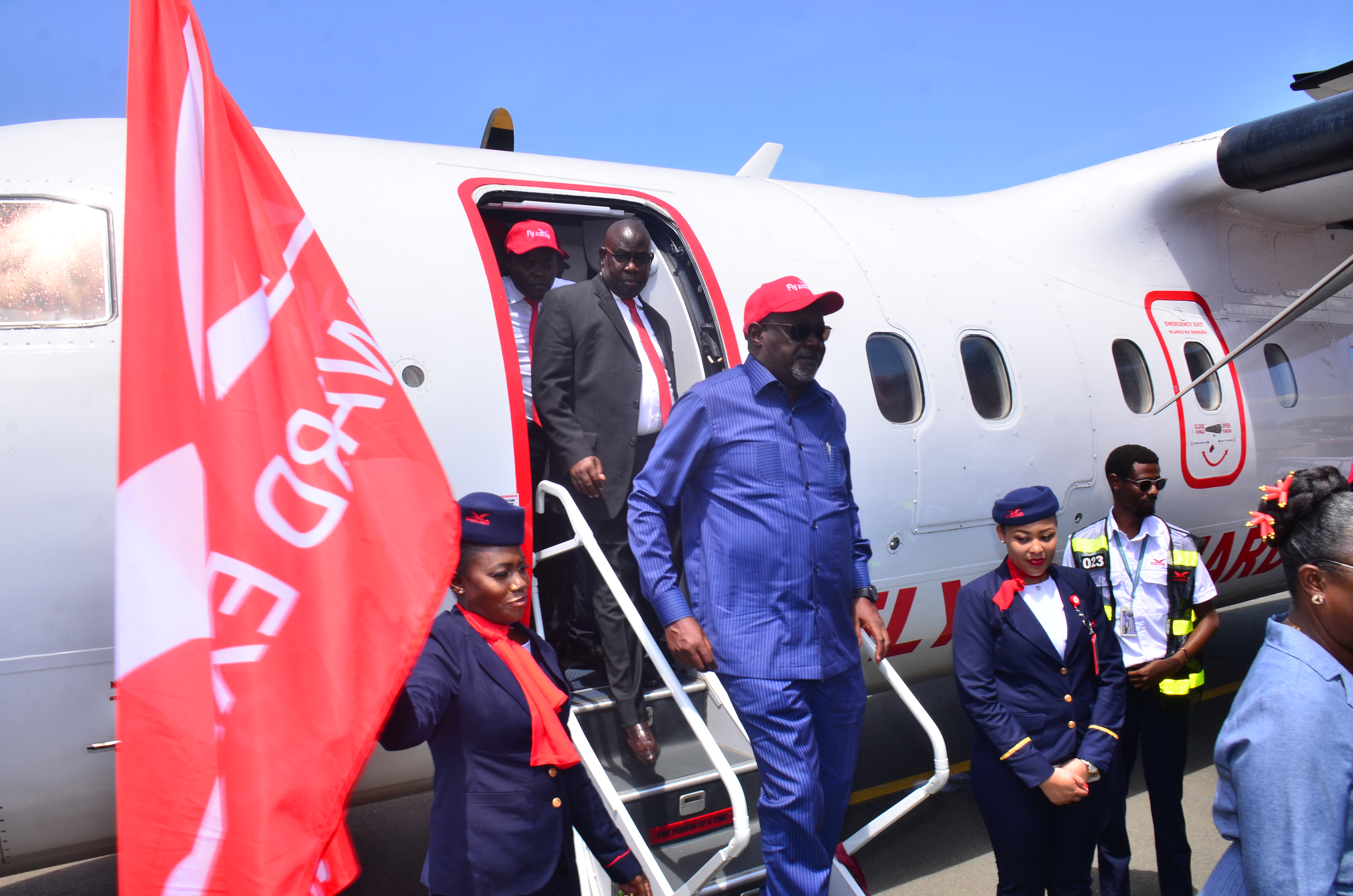 Passengers alighting at the Lichota Airstrip in Migori County. Lichota had the potential to grow, especially with the proposed changes to its runaway from 1.2 Kilometers to 2 Kilometers. PHOTO: FILE