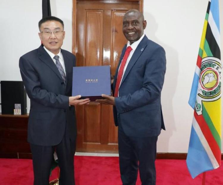 PS in the State Department for Tourism Kenya, John Ololtuaa (right), and the Vice Minister of Culture and Tourism from the People’s Republic of China, Mr. Lu Yingchuan (left), during the meeting.