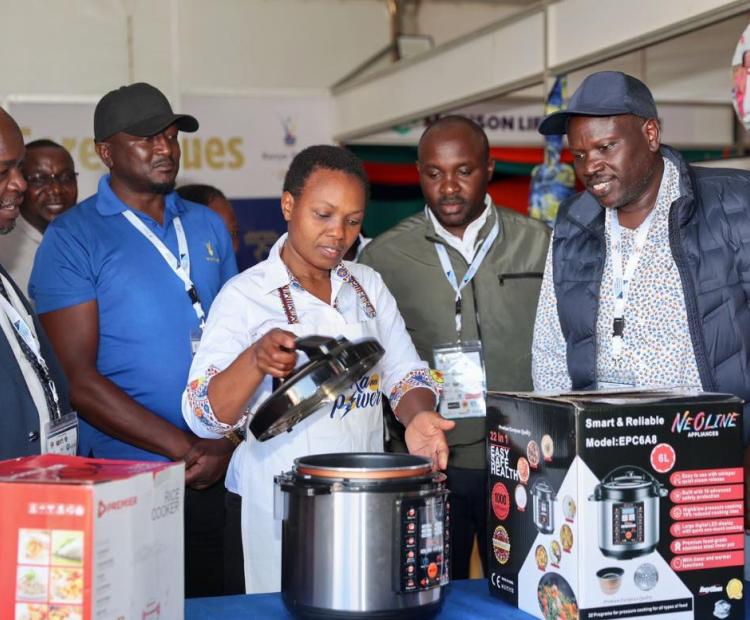 Kenya Power CEO, Dr Joseph Siror visits the exhibition booth during the just concluded Nyanza International Investment Conference, which took place in Kisumu County. Photo/Robert Ojwang