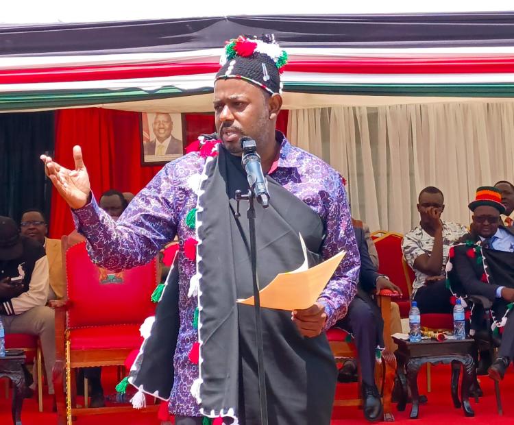Principal Secretary Abubakar Hassan Abubakar addressing the crowd at the ceremony held at the Governor’s residence in Kapenguria.
