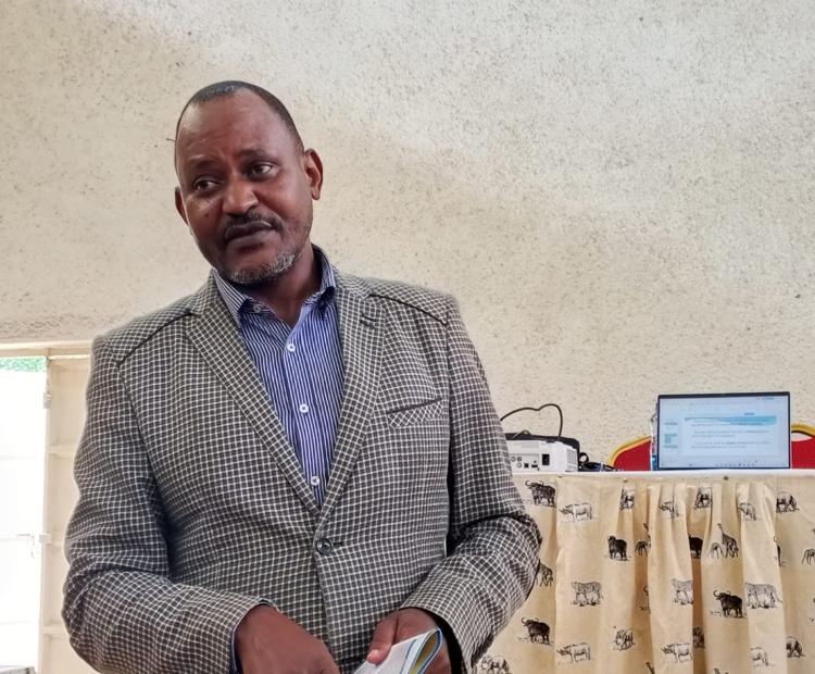 Deputy Director in the State Department of Housing, Bonface Ngochi, engages civil servants in Kakamega County on the State-Funded Civil Servants Housing Scheme Fund (CSHSF).