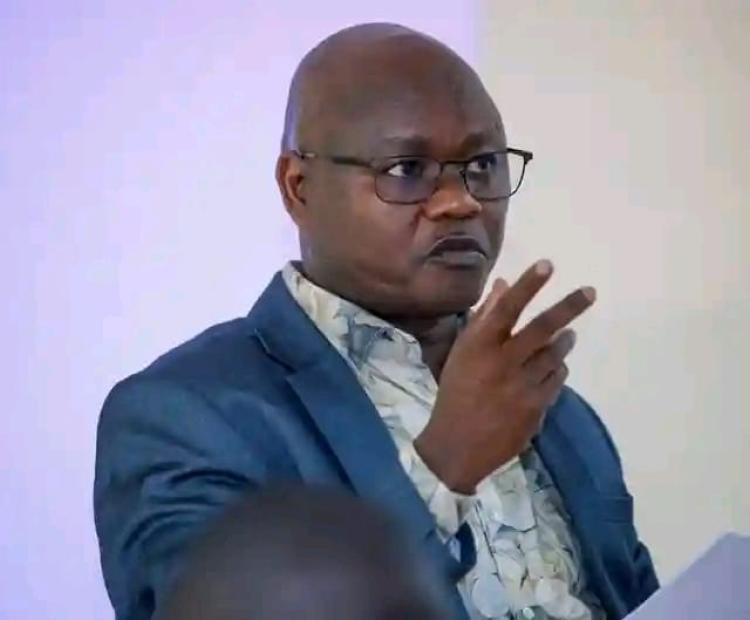 Antony Musyoka, Deputy Chief Conservator of Forest Plantation Management and Inventory. addressing the participants in Kitui